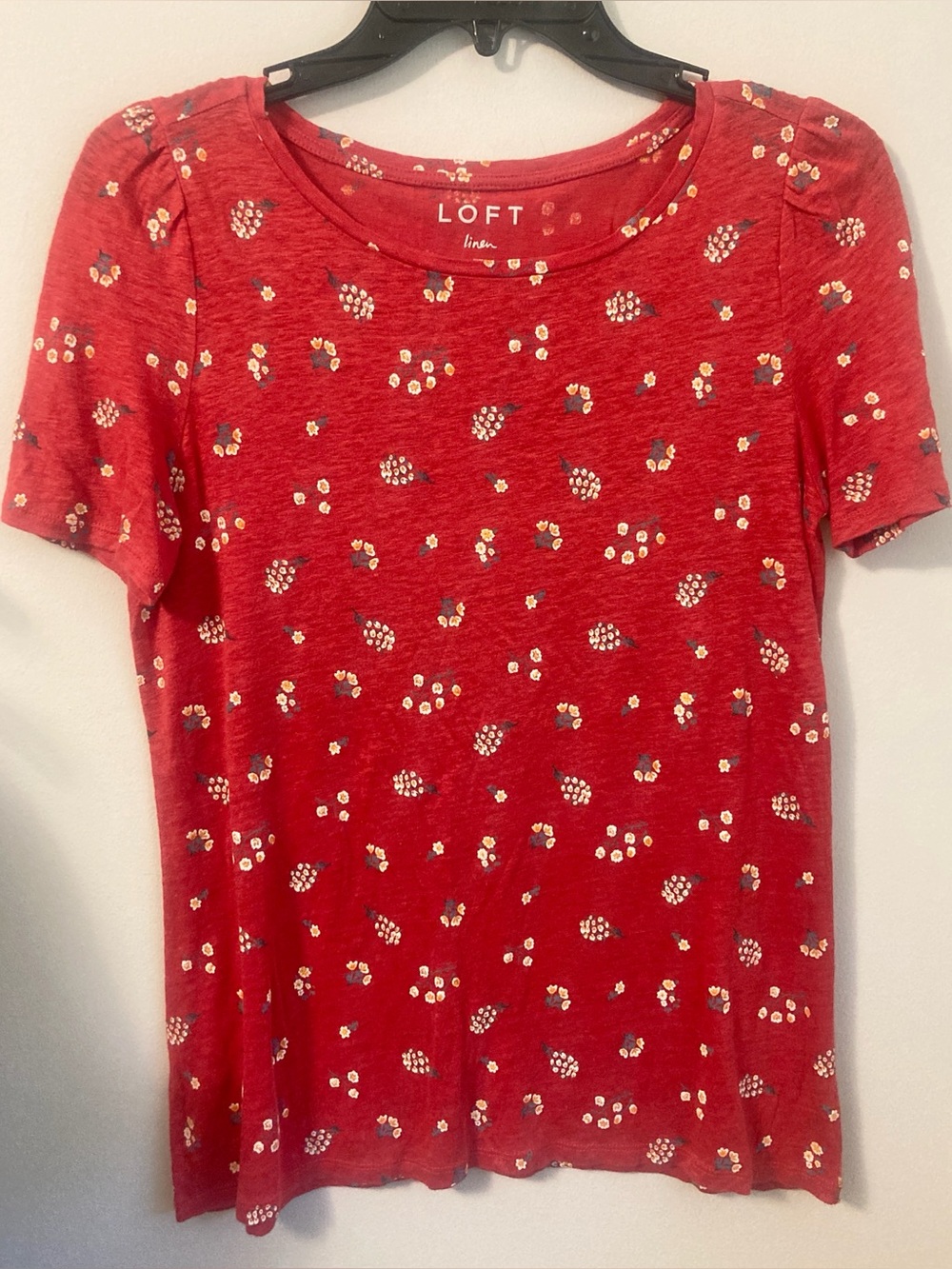 Ann Taylor Loft Linen Red Floral Flower Tee Shirt Top Blouse Siz XS Short Sleeve